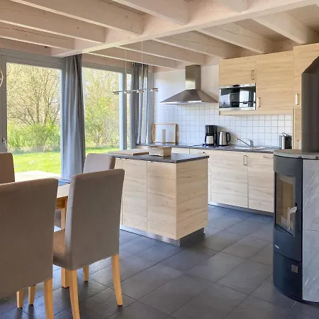 펜션 Familienhaus Wiesengefluester W11 - Kinderfreundlich Und Nur 300 M Zum *