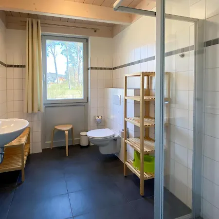 Familienhaus Wiesengefluester W11 - Kinderfreundlich Und Nur 300 M Zum *