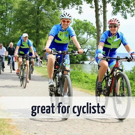 Familienhaus Wiesengefluester W11 - Kinderfreundlich Und Nur 300 M Zum *