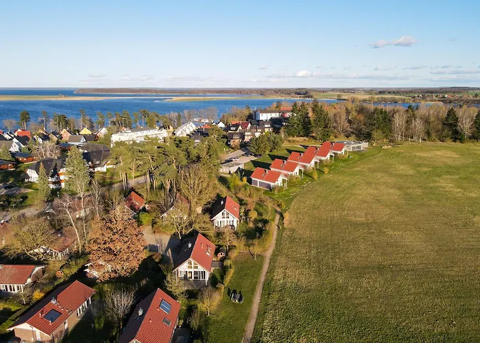 Familienhaus Wiesengeflüster W11 - Kinderfreundlich Und Nur 300 M Zum * Röbel